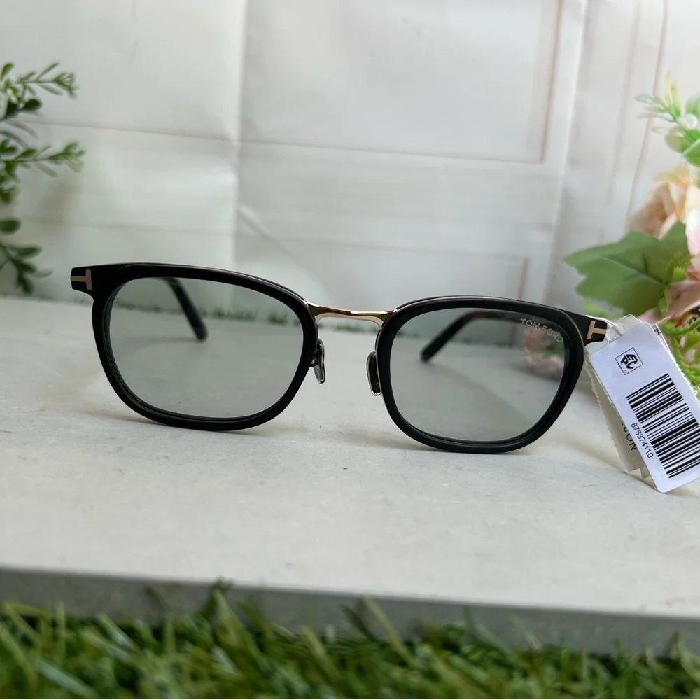 TOM FORD Tf 963-d O1b Shiny Black/Smoke gold Uv Protection 52-20-140 New unisex
